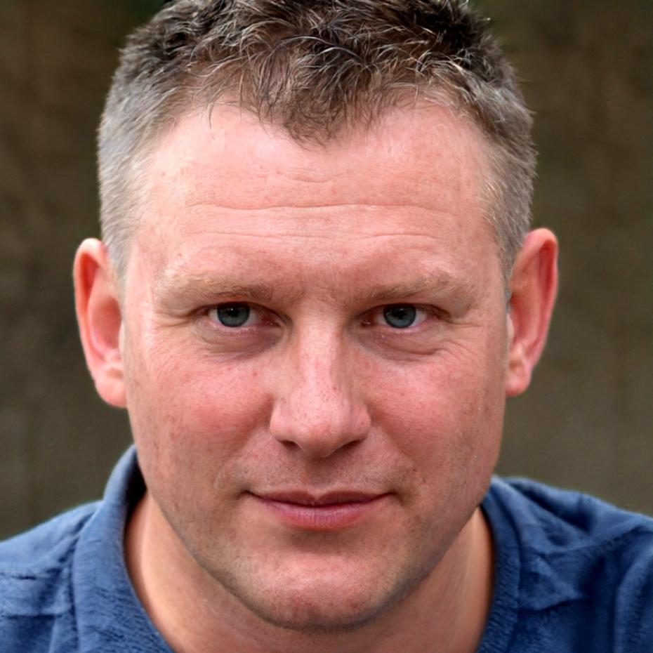 Dr. Michael Schneider